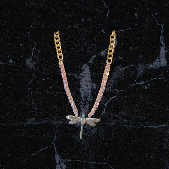NWT Elegant Dragonfly Necklace with Pink and Gold Accents